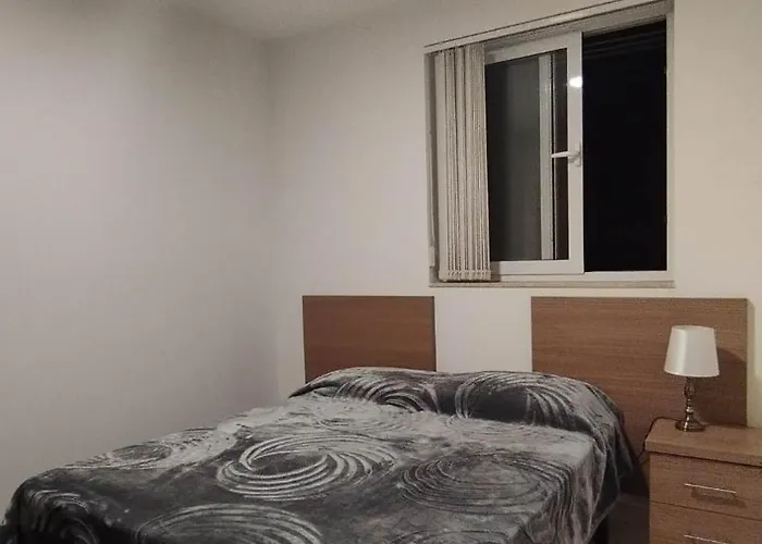 Private Room In A Big Aparment
