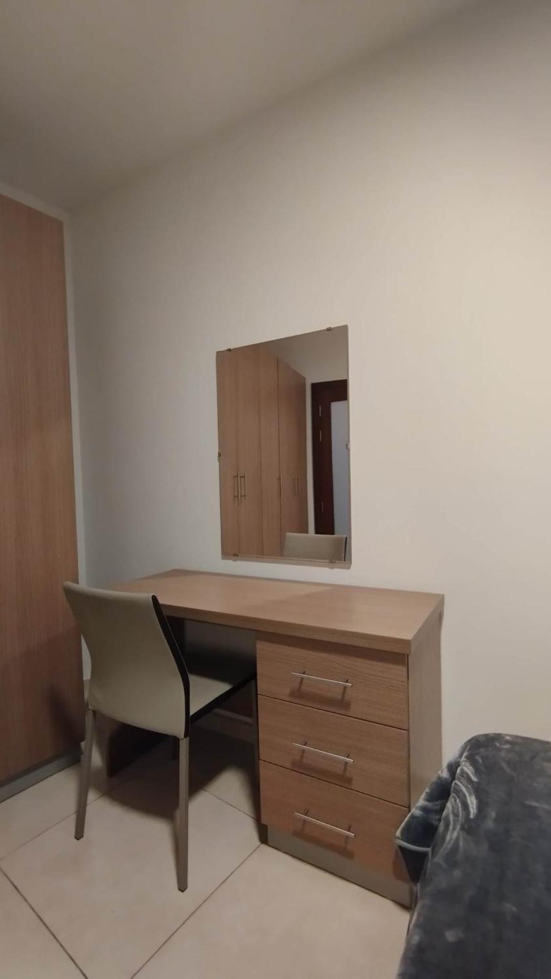 Accommodatie bij particulieren Private In A Big Aparment Msida